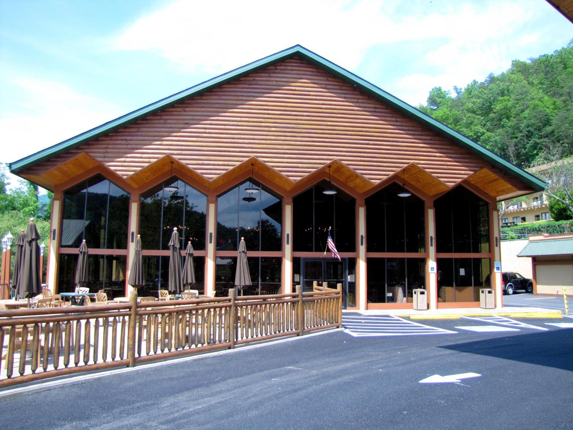 River Terrace Resort & Convention Center Gatlinburg Exterior photo